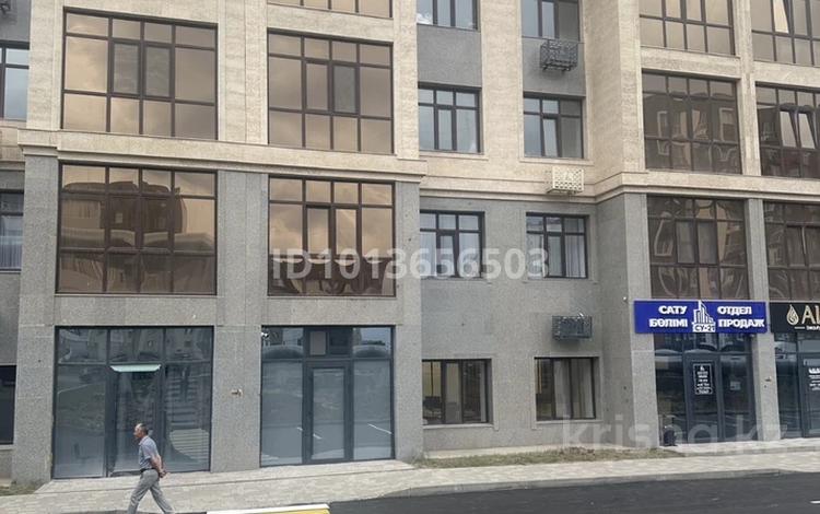 1-комнатная квартира · 39 м² · 3/5 этаж, мкр Юго-Восток, Муканова за 185 000 ₸ в Караганде, Казыбек би р-н — фото 2