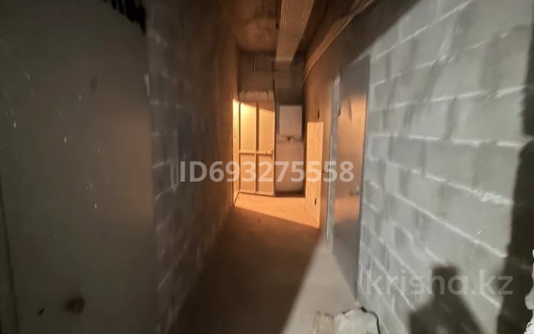 Свободное назначение, склады · 6.5 м² за 1.1 млн ₸ в Актау, 16-й мкр  — фото 2