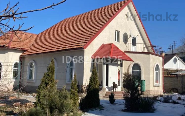 Отдельный дом • 6 комнат • 200 м² • 10 сот., Рысмендиева за 92.4 млн 〒 в Бишкеке — фото 6