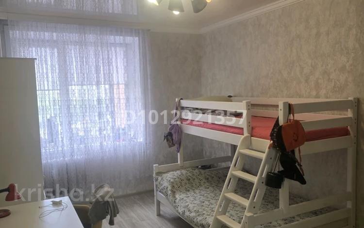 3-бөлмелі пәтер · 84 м² · 2/5 қабат, победы 4 б 4, бағасы: 36.8 млн ₸ в Петропавловске — фото 2