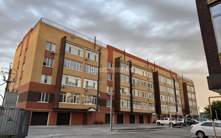 3-комнатная квартира · 114 м² · 4/5 этаж, 7 микрорайон 12А за 31 млн ₸ в Аксае — фото 4