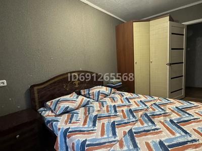 2-комнатная квартира, 32 м², 2/5 этаж по часам, Абая 62 за 2 000 〒 в Темиртау