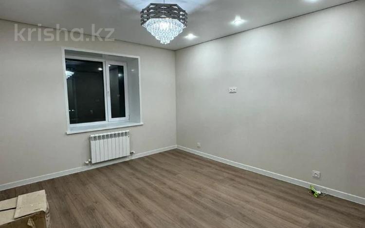 2-комнатная квартира · 60 м² · 5/9 этаж, мкр. Алтын орда, Тауелсиздик