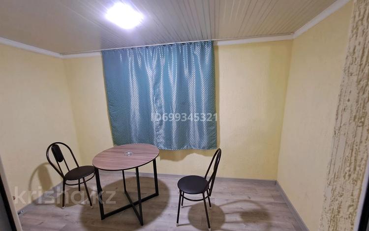1-бөлмелі пәтер · 32 м² · 1/5 қабат, Селевина, бағасы: 8 000 ₸ в Семее — фото 10