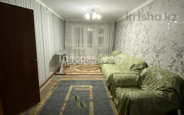 2-комнатная квартира · 46 м² · 5/5 этаж, мкр Акбулак 28 за 10 млн ₸ в Таразе — фото 2