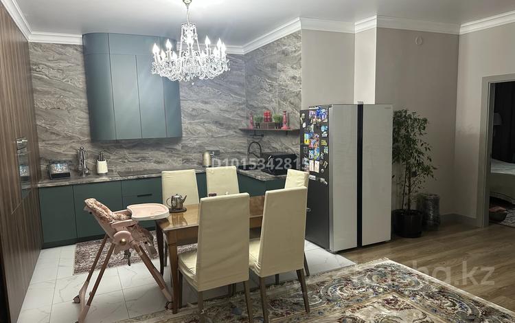 4-комнатная квартира · 143 м², Мкр. Самал-3 15 за 1.7 млн ₸ в Алматы, Медеуский р-н — фото 2