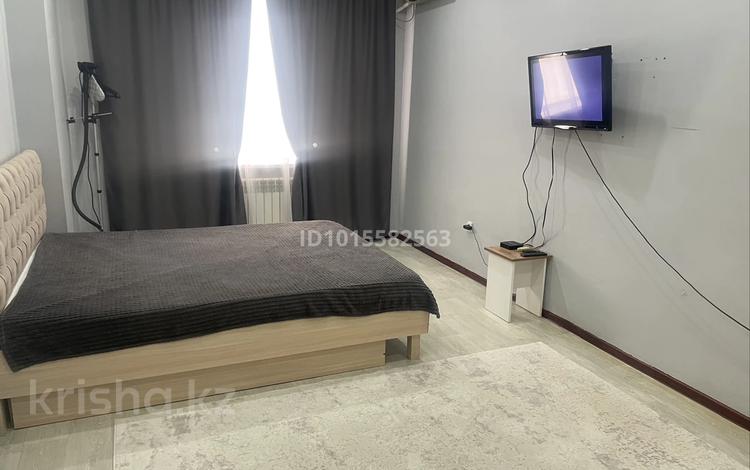 1-бөлмелі пәтер · 45 м² · 5/5 қабат, 3-ш/а. 7, бағасы: 100 000 ₸ в Актау, 3-й мкр — фото 8