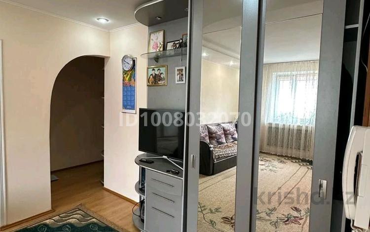 3-комнатная квартира · 65 м² · 2/5 этаж, 8-й микрорайон, Карбышева 49 — Карбышева Воинов-Интернационалистов за 25 млн 〒 в Костанае — фото 2