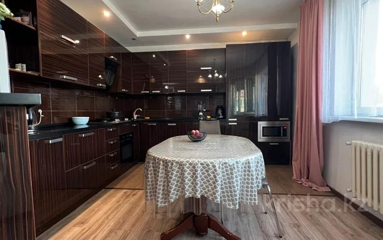 2-бөлмелі пәтер · 87.3 м² · 5/5 қабат, мкр Думан-2, бағасы: 47 млн ₸ в Алматы, Медеуский р-н — фото 14