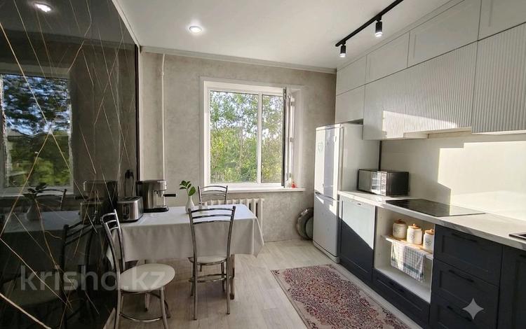 3-комнатная квартира · 66 м² · 5/9 этаж, мкр Юго-Восток, Орбита 16 — Сарыарка-Строителей за 26 млн ₸ в Караганде, Казыбек би р-н — фото 2