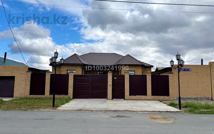 Отдельный дом · 4 комнаты · 160 м² · 6 сот., Богенбай батыра 21 — Радищева за 77 млн 〒 в Семее — фото 9