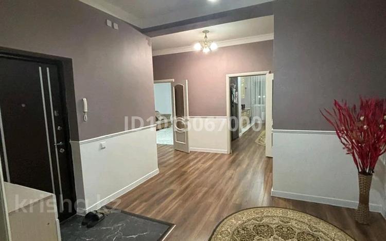 4-комнатная квартира · 160 м² · 5/5 этаж, Бокенбай батыра 153/1 за 37 млн ₸ в Актобе, мкр Авиатор — фото 2