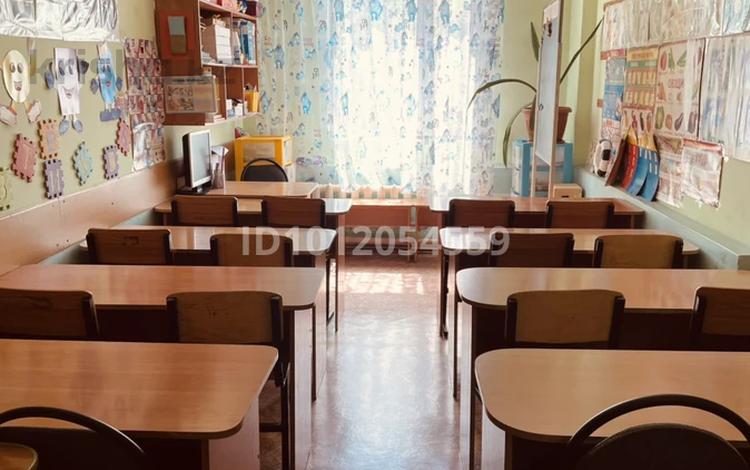 Свободное назначение, салоны красоты, образование, развлечения, конференц-залы, кабинеты и рабочие места, студии · 106 м² за 212 000 〒 в Темиртау — фото 2