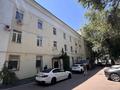 2-бөлмелі пәтер · 57 м² · 2/3 қабат, Толе би — Назарбаева (Фурманова), бағасы: 55 млн ₸ в Алматы, Алмалинский р-н — фото 2