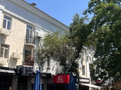 2-бөлмелі пәтер · 57 м² · 2/3 қабат, Толе би — Назарбаева (Фурманова), бағасы: 55 млн ₸ в Алматы, Алмалинский р-н