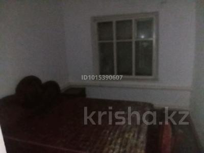 Жеке үй · 4 бөлме · 150 м² · 15 жүзд., Амангелды 26, бағасы: 150 000 ₸ в Толе би