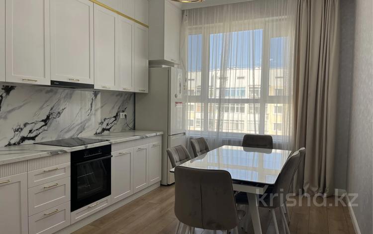 2-комнатная квартира · 62 м² · 8/9 этаж, Бокейхана 24 за 55.5 млн ₸ в Астане, Есильский р-н — фото 2