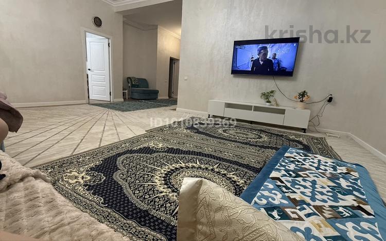 Жеке үй · 4 бөлме · 150 м² · 5 жүзд., Боктер — ЦОН, Районный больница, сот, прокуратура, Банки, гос садик Айголек, бағасы: 50 млн ₸ в Каскелене — фото 2