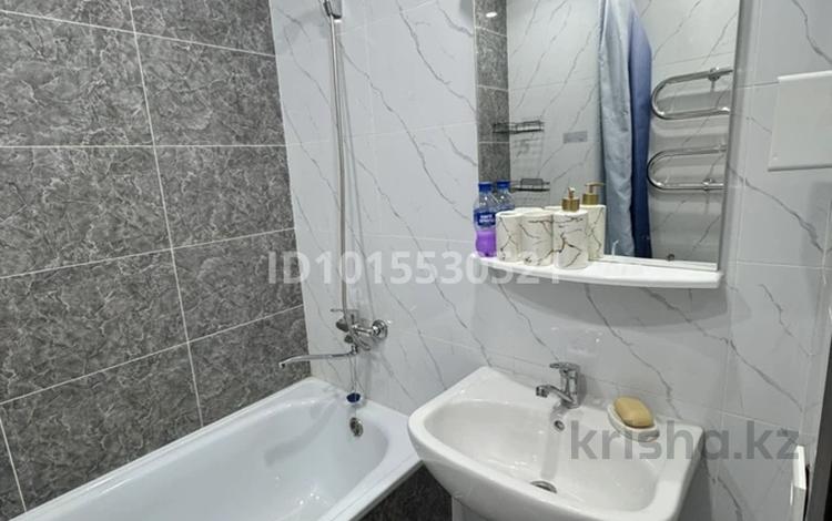 1-бөлмелі пәтер · 34.8 м² · 1/9 қабат, Назарбаева 93, бағасы: 140 000 ₸ в Павлодаре — фото 2