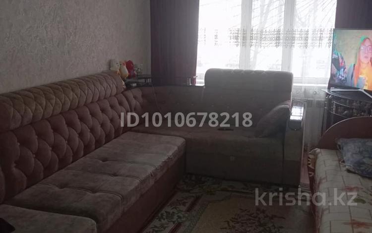 2-бөлмелі пәтер · 46 м² · 1/5 қабат, мкр Жайлау 3, бағасы: 14 млн ₸ в Таразе — фото 2