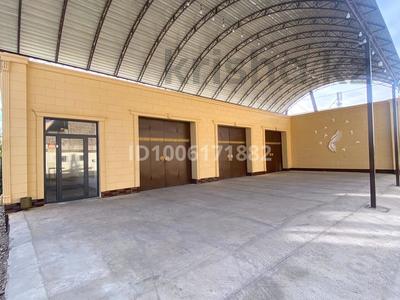 Азс, автосервисы и автомойки · 300 м² за 555 555 〒 в Туркестане