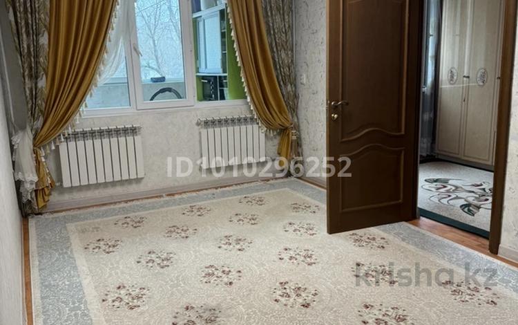 4-бөлмелі пәтер · 80 м² · 2/5 қабат, 16-й микрорайон, 16-шағынаудан 48 — 39 мектептің алдында, Шаяхметовке жақын, бағасы: 32 млн ₸ в Шымкенте, Аль-Фарабийский р-н — фото 2