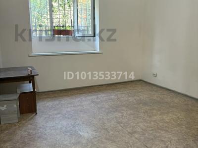 1-комнатная квартира · 30 м² · 1/3 этаж, Чаплина 20 за 110 000 ₸ в Алматы, Медеуский р-н