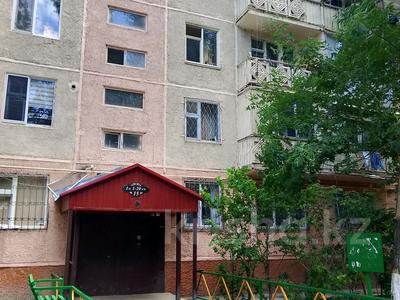 2-бөлмелі пәтер · 45 м² · 2/5 қабат, мкр Самал 15, бағасы: 12.5 млн ₸ в Таразе