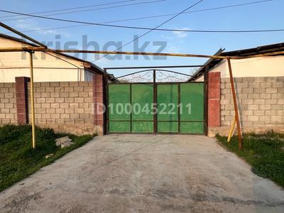 Продажа домов и дачи в Туркестанской обл.: Отдельный дом · 4 комнаты · 80 м² · 10 сот., Шымкентбаев 13 — Байтерек көшенің қиылысы за 18 млн 〒 Отдельный дом · 4 комнаты · 80 м² · 10 сот., Шымкентбаев 13 — Байтерек көшенің қиылысы за 18 млн 〒 в Сарыагаш