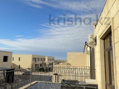 Отдельный дом · 5 комнат · 270 м² · 270 сот., Тёплый пляж — Rixos Aktau за 50 млн 〒 в Актау