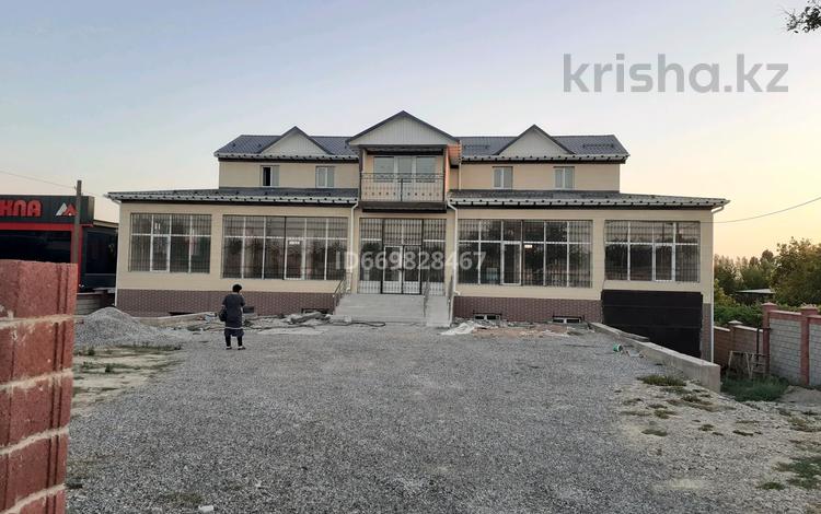 Магазины и бутики · 1200 м² за 3 млн ₸ в Шымкенте, Абайский р-н — фото 2