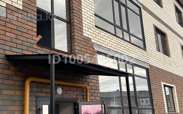 2-бөлмелі пәтер · 83.8 м² · 2/5 қабат, Бисен Жумагалиев 17 — район Старый аэропорт, бағасы: 26 млн ₸ в Уральске — фото 2