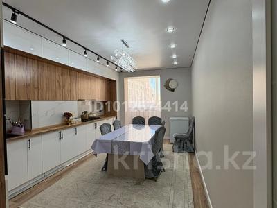 3-бөлмелі пәтер · 125 м² · 1/5 қабат, 16-й мкр , 16-ш/а. 82, бағасы: 48 млн ₸ в Актау