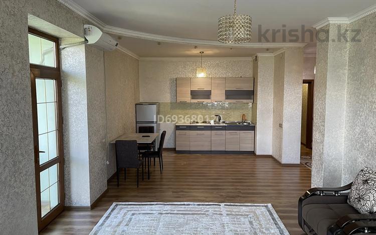 2-бөлмелі пәтер · 76 м² · 5/14 қабат, Навои 68 — Жандосова Навои, бағасы: 300 000 ₸ в Алматы, Ауэзовский р-н — фото 2