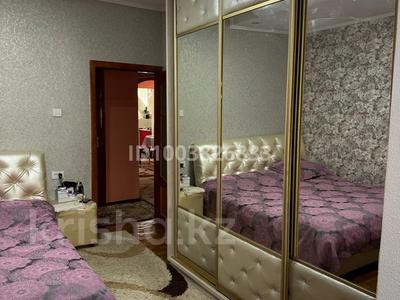 2-бөлмелі пәтер · 59 м² · 1/9 қабат, мкр Аксай-2 15, бағасы: 41 млн ₸ в Алматы, Ауэзовский р-н