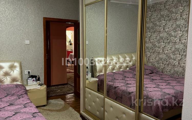 2-бөлмелі пәтер · 59 м² · 1/9 қабат, мкр Аксай-2 15, бағасы: 41 млн ₸ в Алматы, Ауэзовский р-н — фото 4