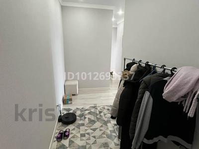 2-комнатная квартира · 56 м² · 5/10 этаж, Айтматова 59 за 35 млн ₸ в Астане, Нура р-н