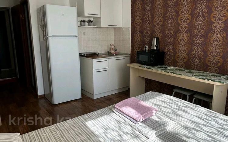 1-комнатная квартира · 18 м² · 1/9 этаж, Казыбек би 125 — Досмухамедова за 250 000 ₸ в Алматы, Алмалинский р-н — фото 3