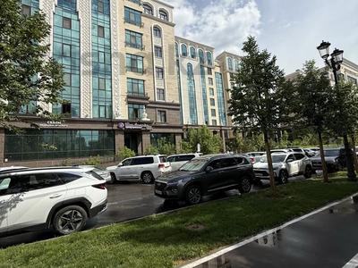 Свободное назначение, офисы, медцентры и аптеки, образование · 240 м² за 2 млн ₸ в Астане, Есильский р-н
