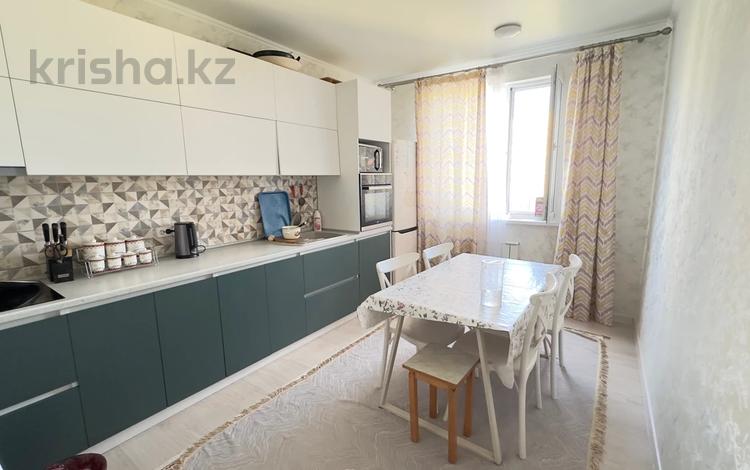 3-комнатная квартира · 75 м² · 7/12 этаж, мкр Акбулак, 1-я улица за 47 млн ₸ в Алматы, Алатауский р-н — фото 2