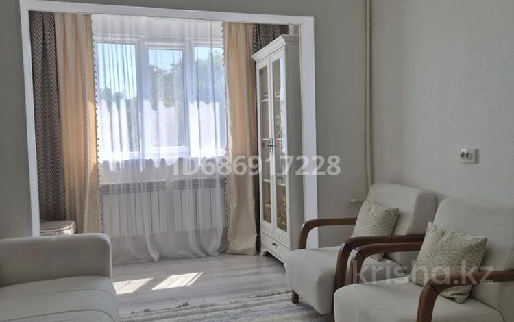 4-бөлмелі пәтер · 85 м² · 4/5 қабат, 12-шағынаудан, Уалиханова 215в — 40 школа, бағасы: 35 млн ₸ в Шымкенте, Енбекшинский р-н — фото 90