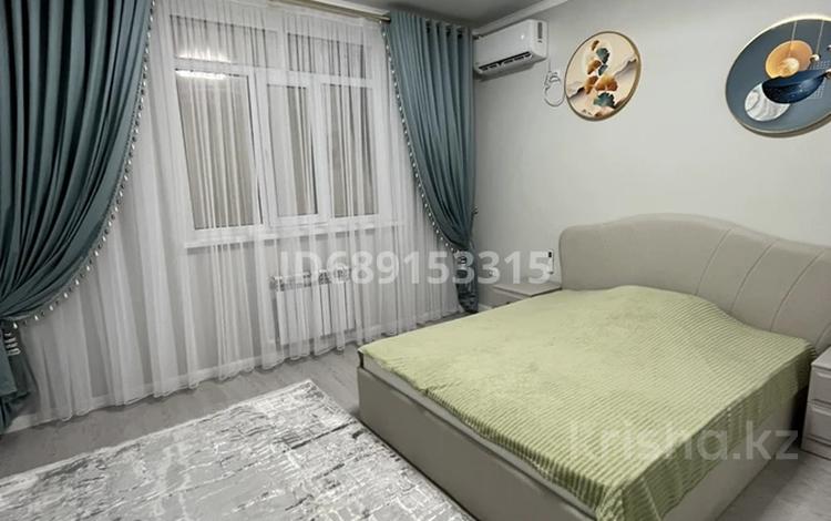 1-комнатная квартира · 45 м² · 7/10 этаж, мкр Атырау, Абулхайыр хана 51а за 200 000 〒 — фото 2
