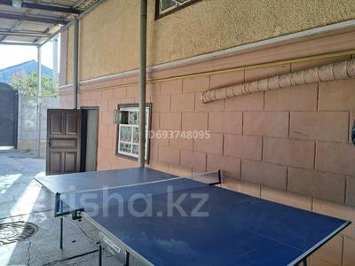 Отдельный дом · 7 комнат · 175 м² · 6 сот., Шокалакова — Крылова-Шокалакова за 40 млн 〒 в Таразе