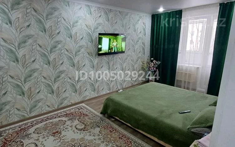 1-бөлмелі пәтер · 31 м² · 3/5 қабат, Жастар 10 — Шаврова Ракишева, бағасы: 12 000 ₸ в Талдыкоргане, мкр Жастар — фото 3