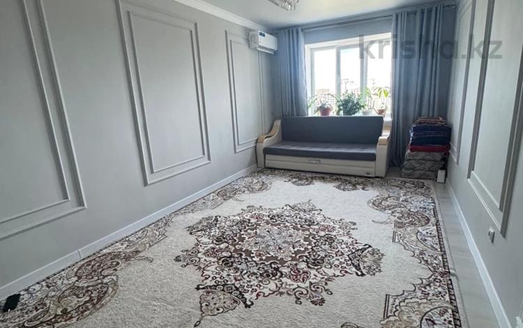 2-бөлмелі пәтер · 65 м² · 8/10 қабат, Алтын орда ш/а. 9Б, бағасы: 26 млн ₸ в Актобе, мкр. Алтын орда — фото 2