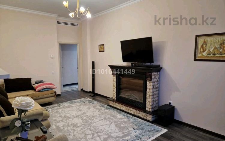 2-комнатная квартира · 72 м² · 5/9 этаж, Желтоксан 3/1 за 320 000 ₸ в Астане, Сарыарка р-н — фото 2