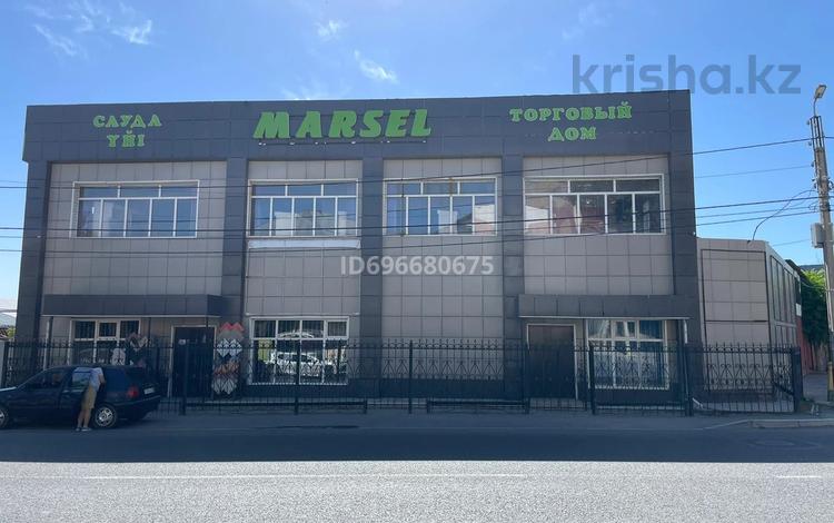 Свободное назначение, офисы, магазины и бутики, склады, общепит, бани, гостиницы и зоны отдыха, образование, развлечения · 810.1 м² за 130 млн 〒 в Таразе — фото 2