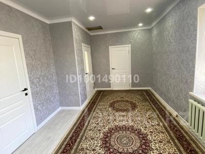 Отдельный дом · 4 комнаты · 200 м² · 1000 сот., Чернышова 84 — Возле 15 мкр за 27 млн 〒 в Таразе