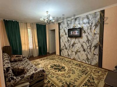 2-бөлмелі пәтер · 70 м², Сейфулина.жыбек.жолы 452.др.1.кв.23, бағасы: 13 000 ₸ в Алматы