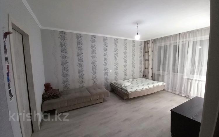 1-бөлмелі пәтер · 32.7 м² · 3/5 қабат, 343 квартал 8 — Возле трц Апрель, бағасы: 14.5 млн ₸ в Семее — фото 2